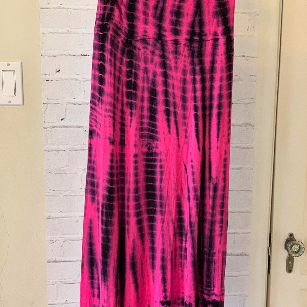 NWT Hot Pink and Black Fold-Over Skirt